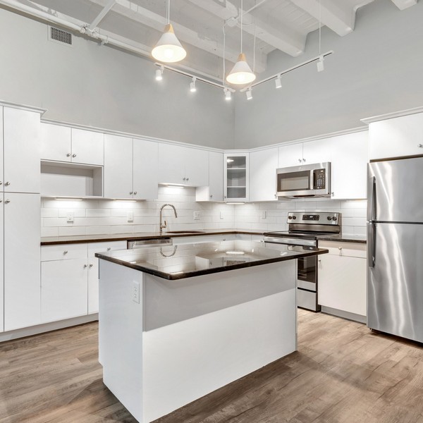KITCHEN REMODELING